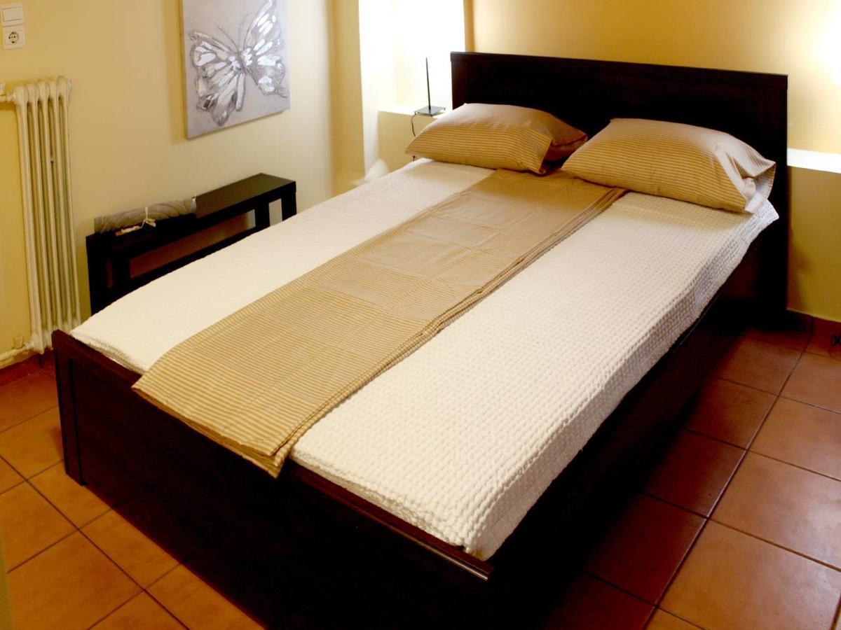 Sweet stone apartment in Imittos Atene Esterno foto